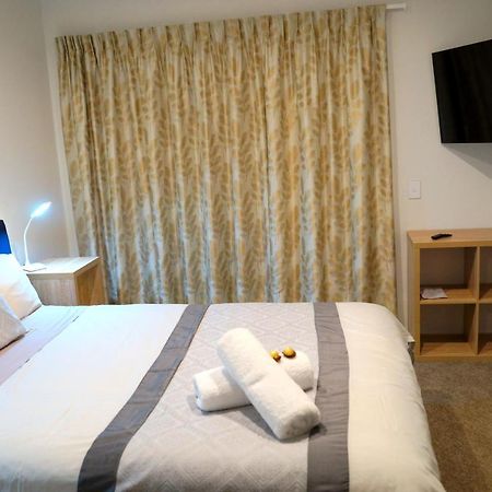 Am I In Heaven? Luxury 3 Ensuite Bedrooms Sleeps 8 Greymouth Esterno foto